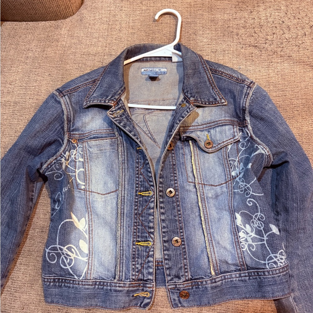 2000s denim jacket 🍵